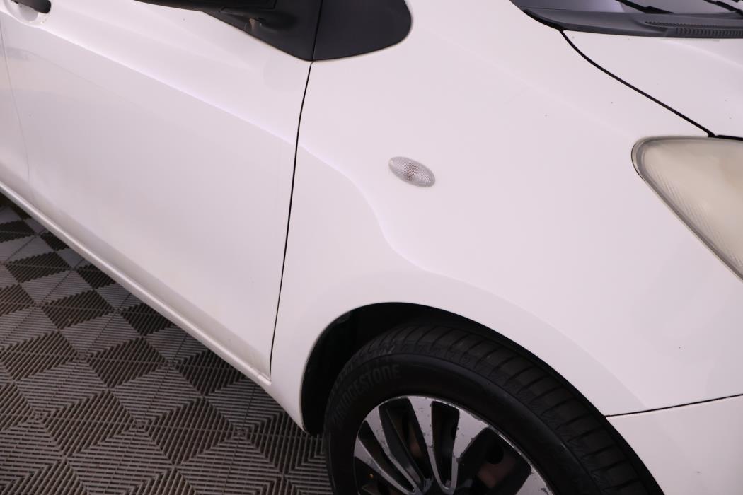 TOYOTA Yaris 2007
