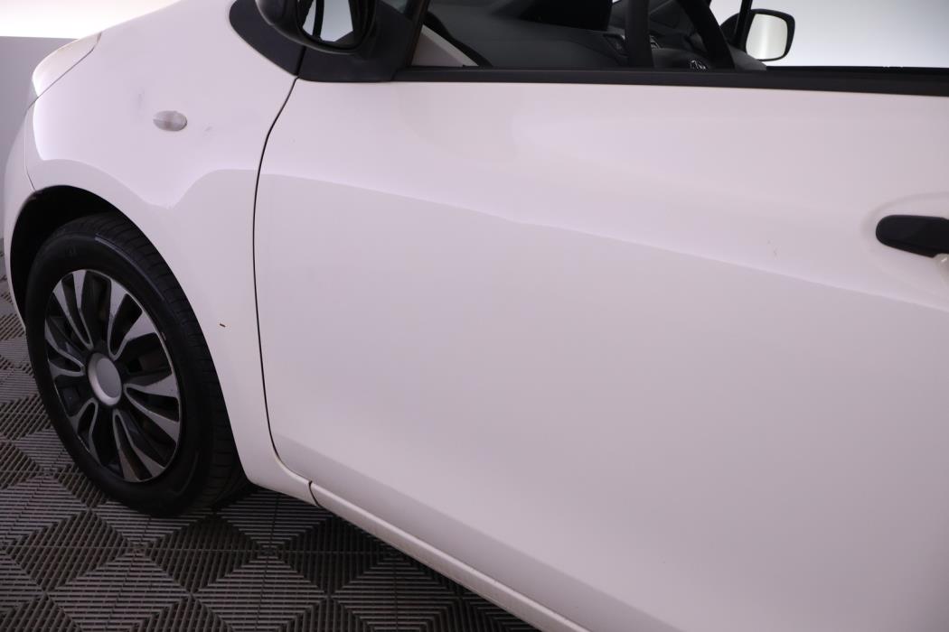 TOYOTA Yaris 2007