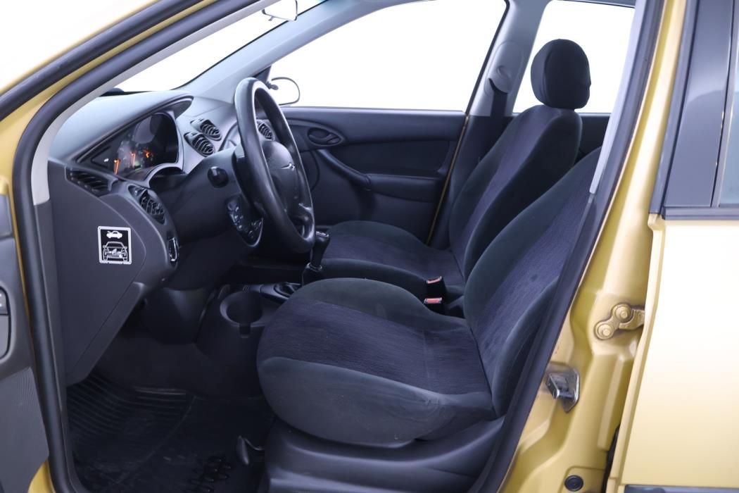 FORD Focus 2000