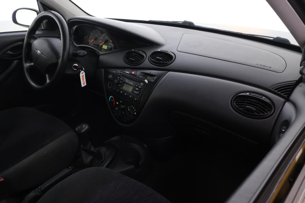 FORD Focus 2000
