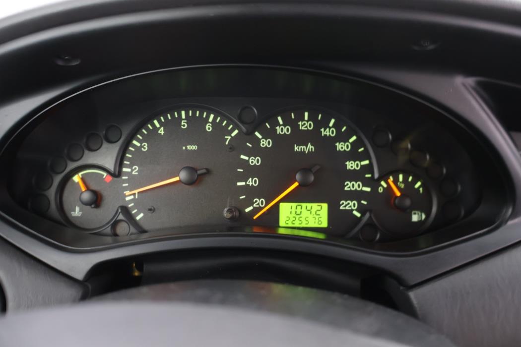 FORD Focus 2000