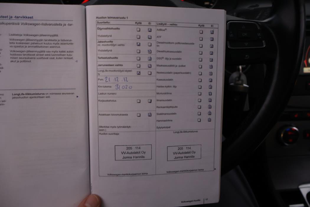 VOLKSWAGEN Passat 2012