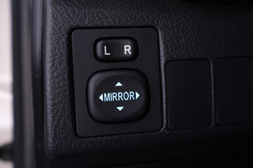 TOYOTA Auris 2016