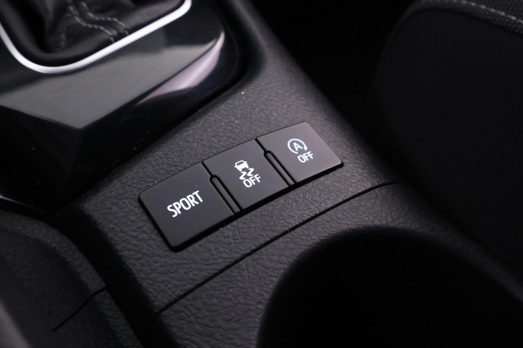 TOYOTA Auris 2016