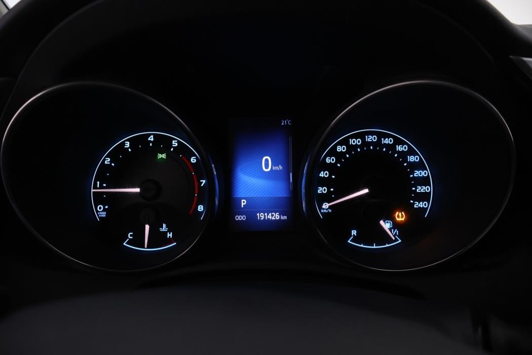 TOYOTA Auris 2016