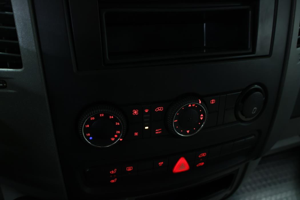 VOLKSWAGEN Crafter 2007