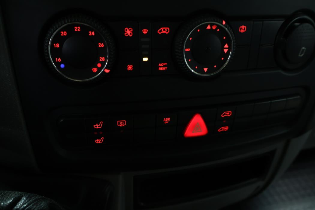 VOLKSWAGEN Crafter 2007