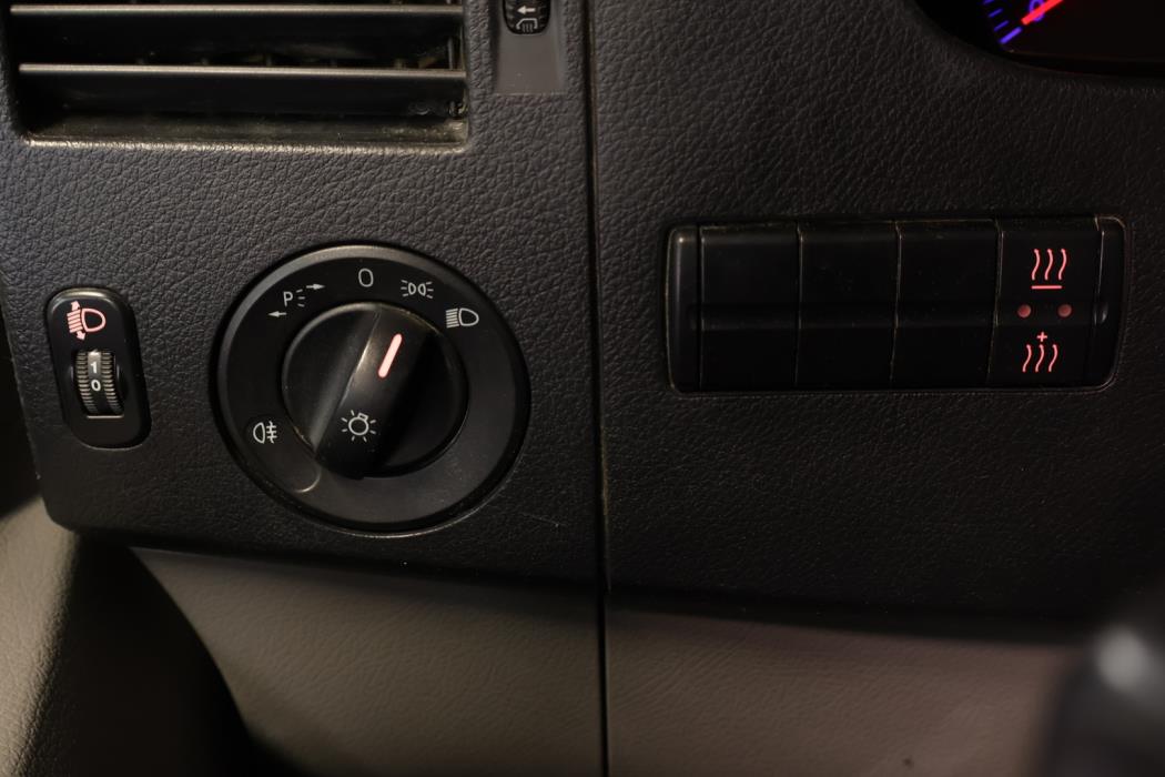 VOLKSWAGEN Crafter 2007