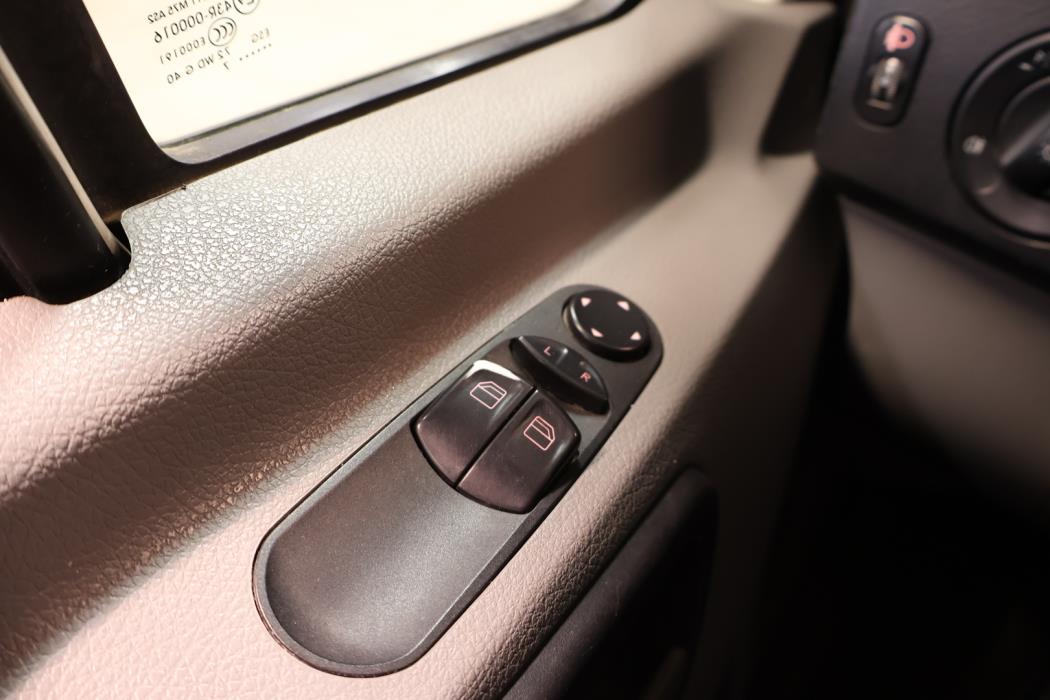 VOLKSWAGEN Crafter 2007