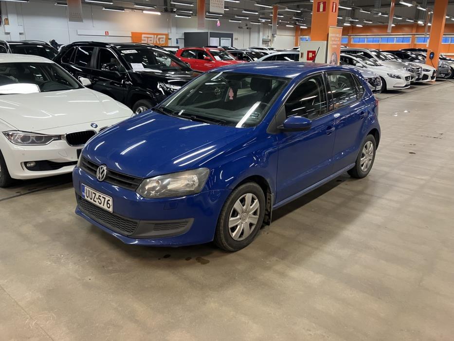 VOLKSWAGEN Polo 2013