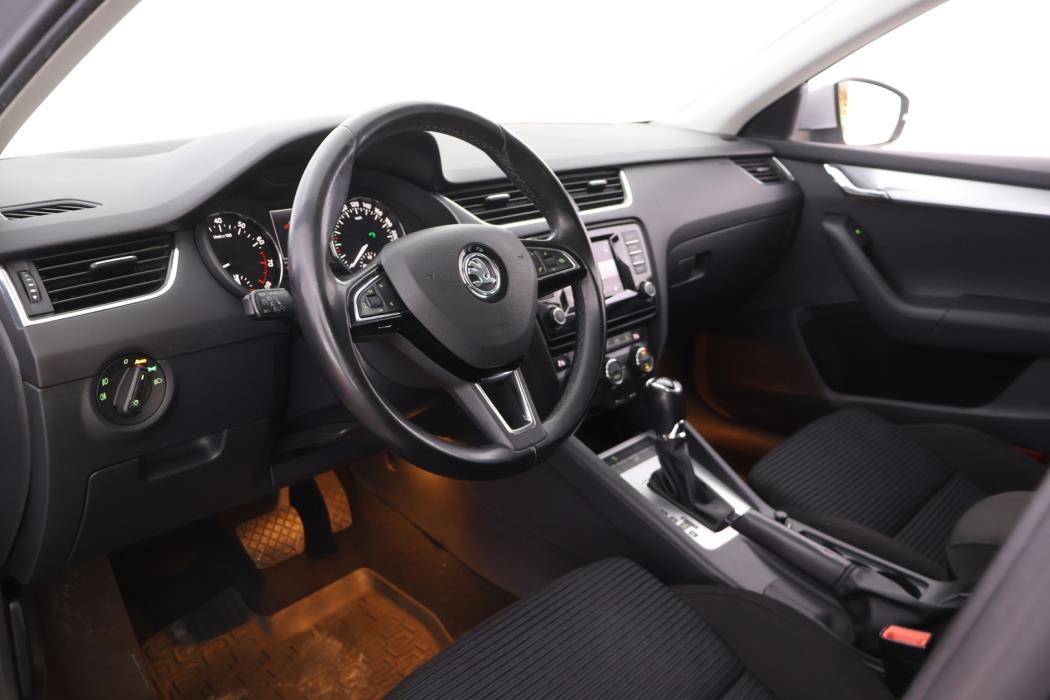 SKODA Octavia 2014