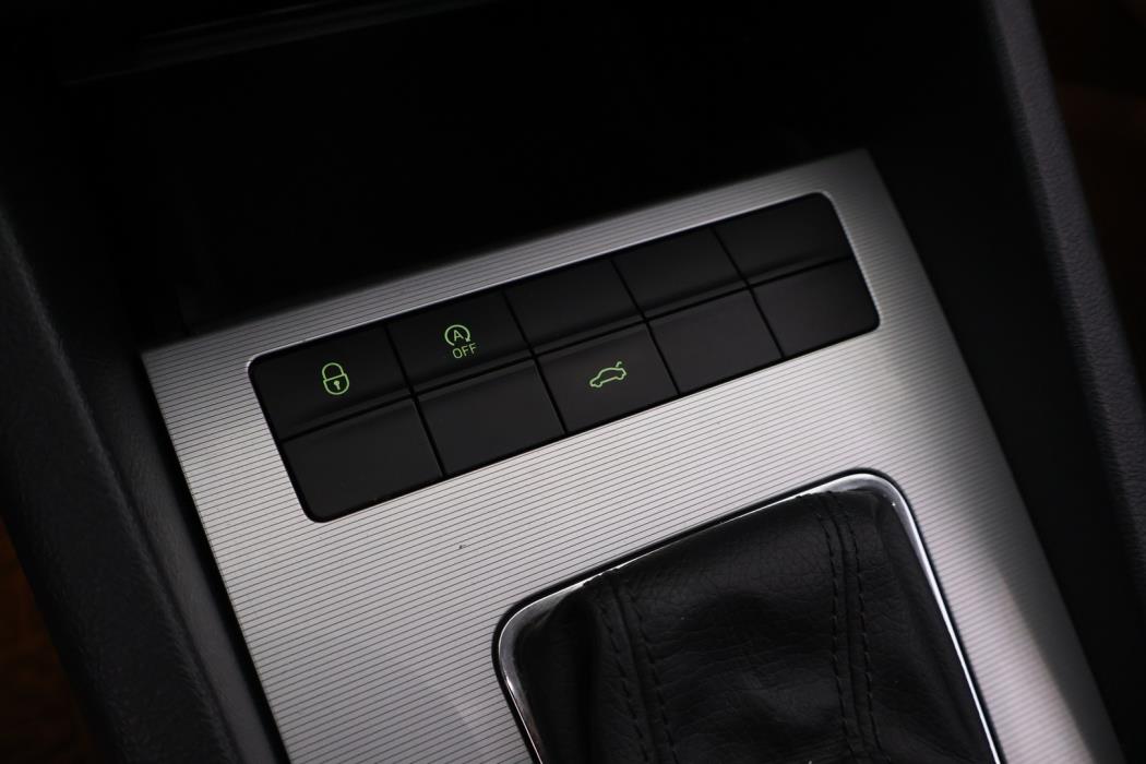 SKODA Octavia 2014