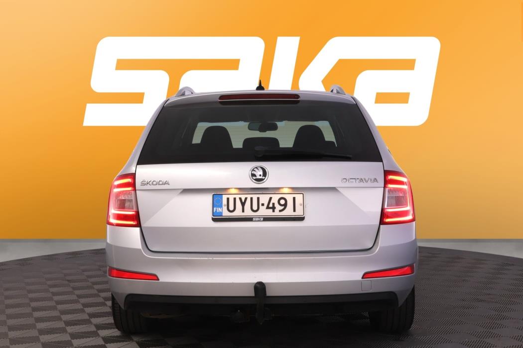 SKODA Octavia 2014