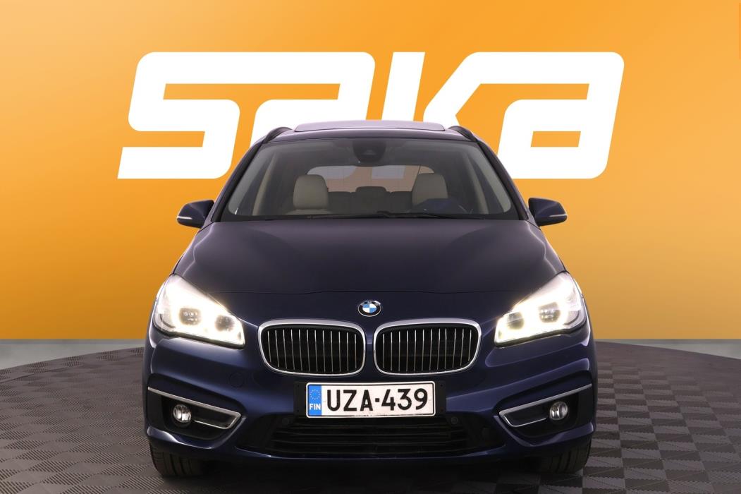 BMW 218 2016