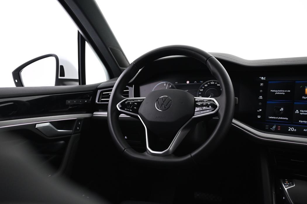 VOLKSWAGEN Touareg 2023