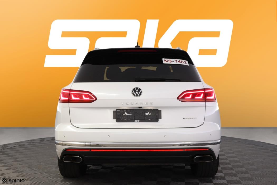 VOLKSWAGEN Touareg 2023