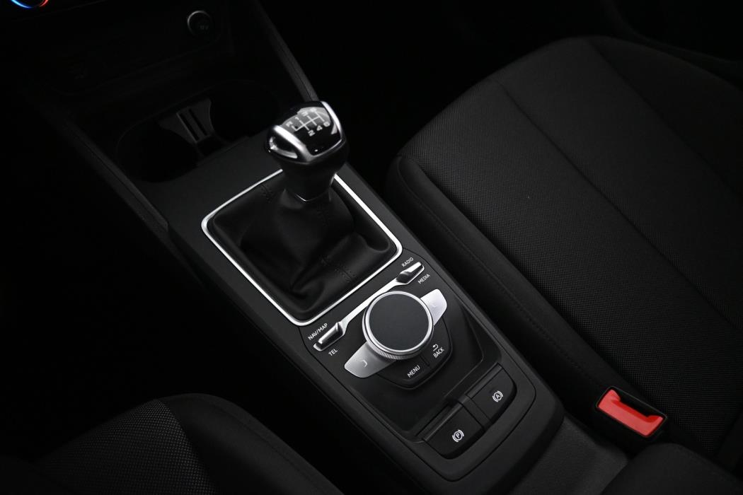 AUDI Q2 2023