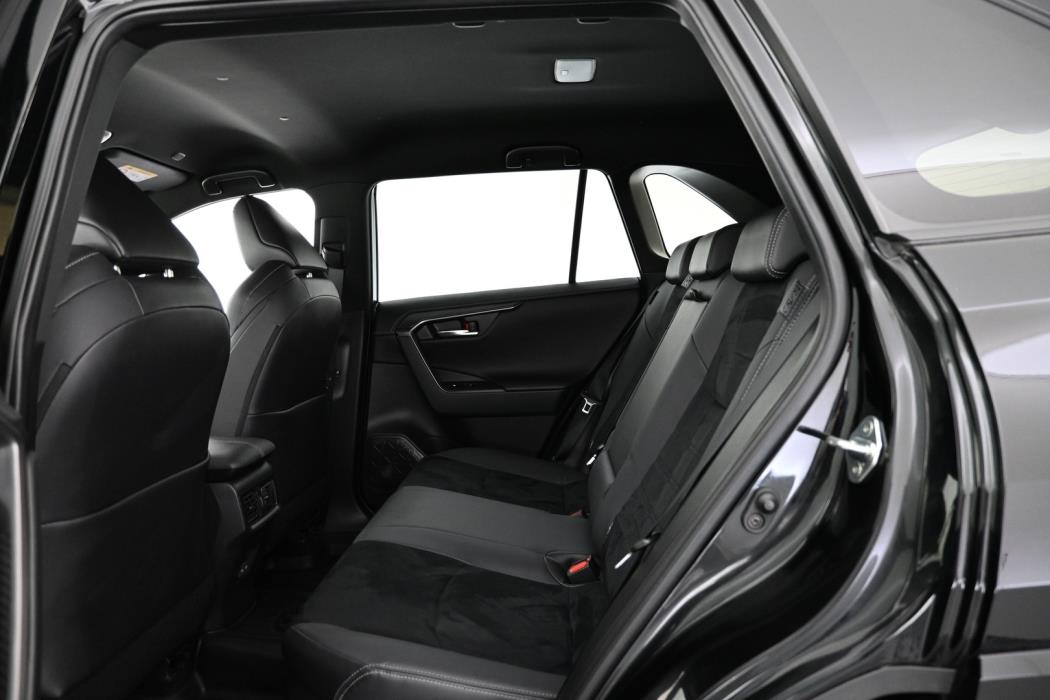 TOYOTA RAV4 Plug-in 2024