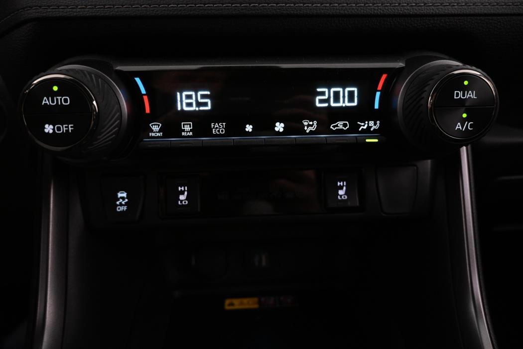 TOYOTA RAV4 Plug-in 2024