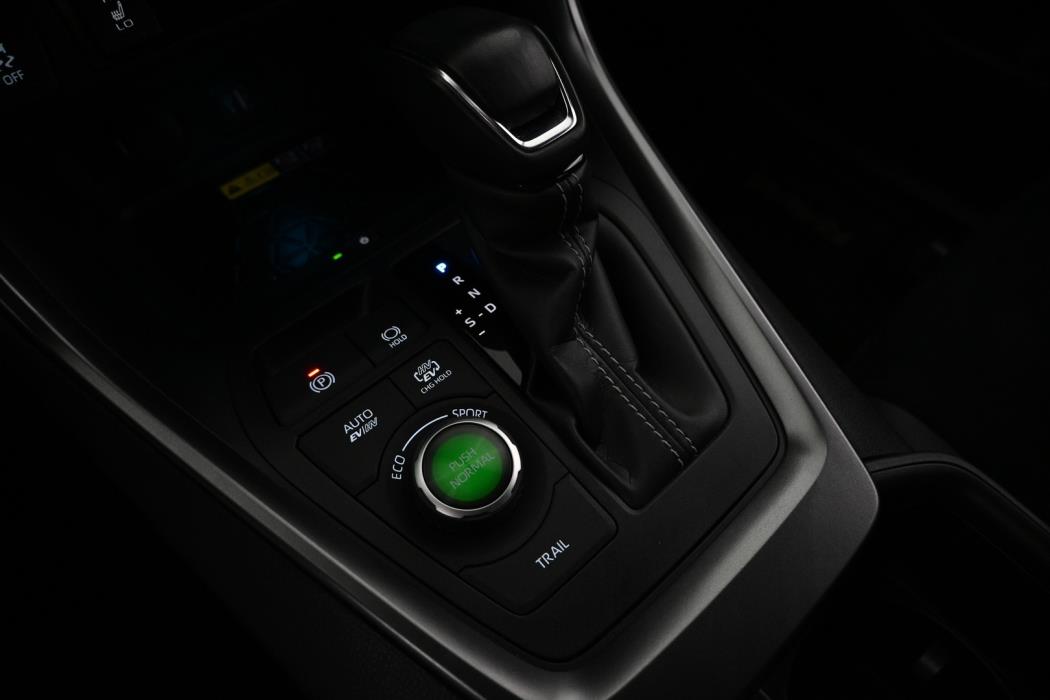 TOYOTA RAV4 Plug-in 2024