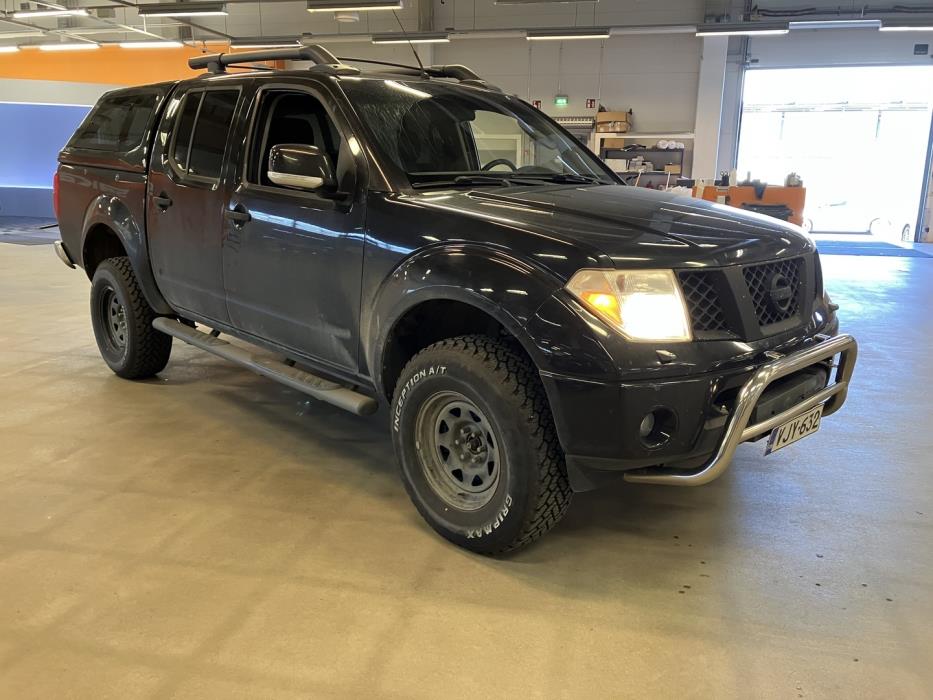 NISSAN Navara 2009