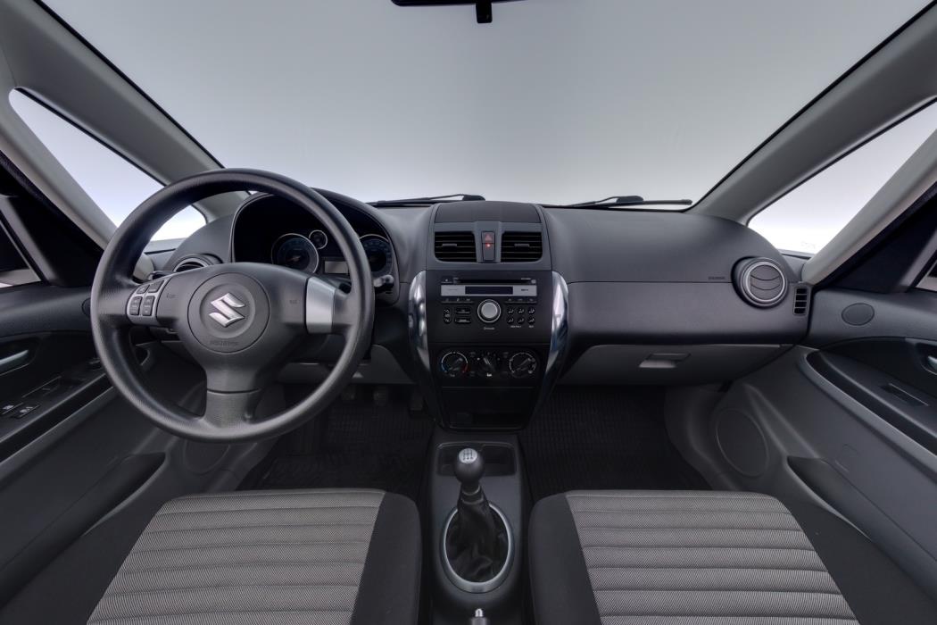 SUZUKI SX4 2011