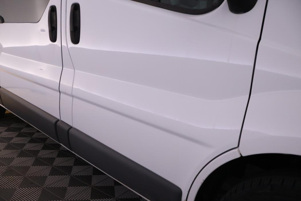 NISSAN Primastar 2011