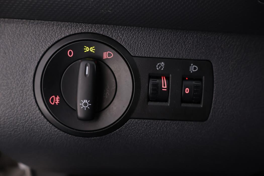 VOLKSWAGEN Caddy 2014