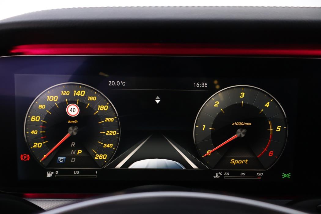 MERCEDES-BENZ E 2017