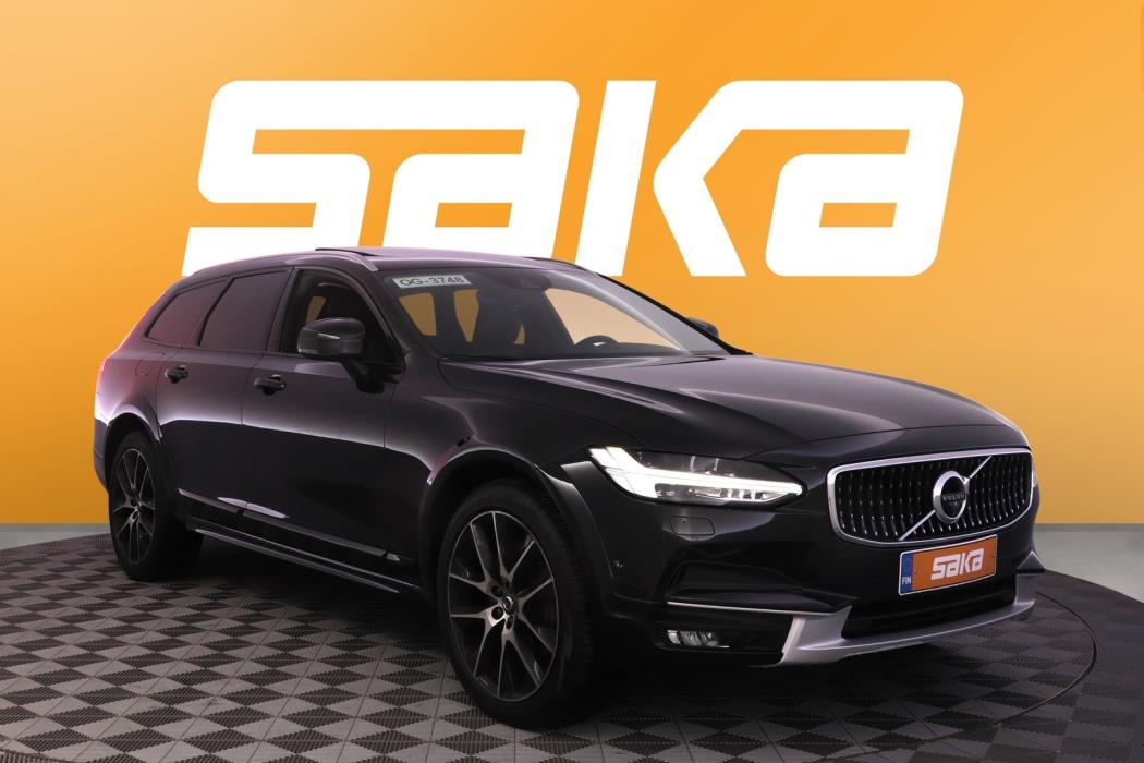 VOLVO V90 Cross Country 2017
