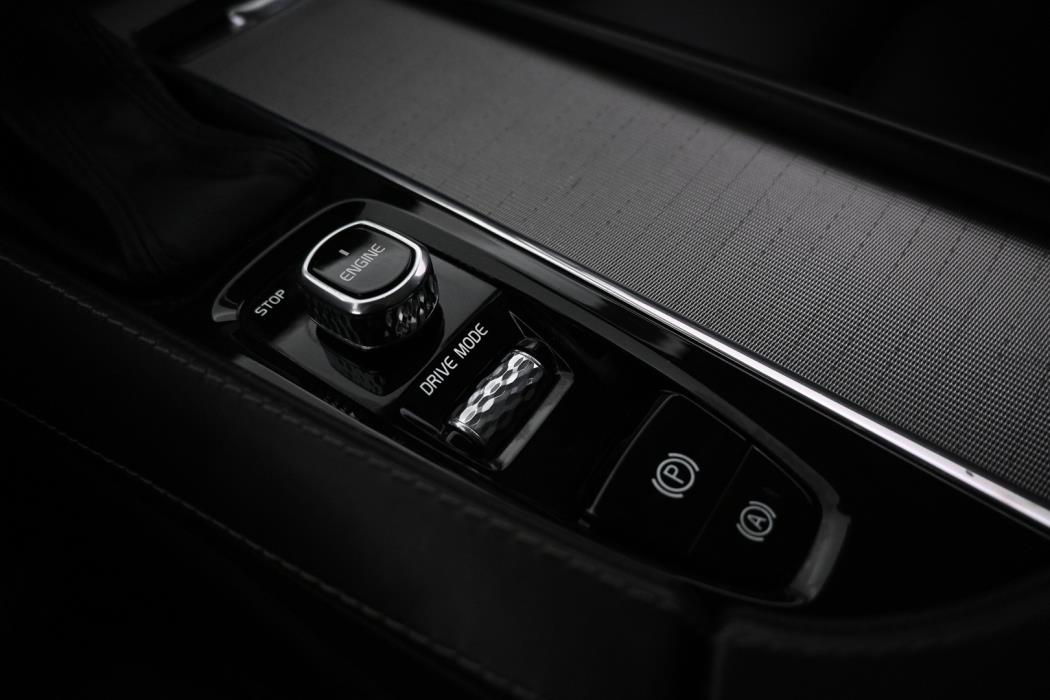 VOLVO V90 Cross Country 2017