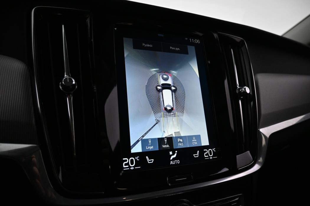 VOLVO V90 Cross Country 2017
