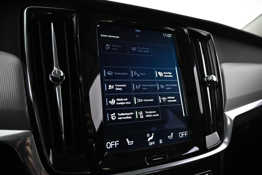 VOLVO V90 Cross Country 2017