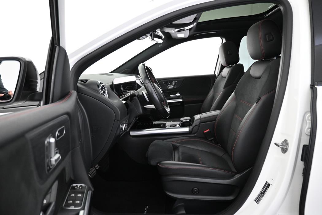 MERCEDES-BENZ B 2019