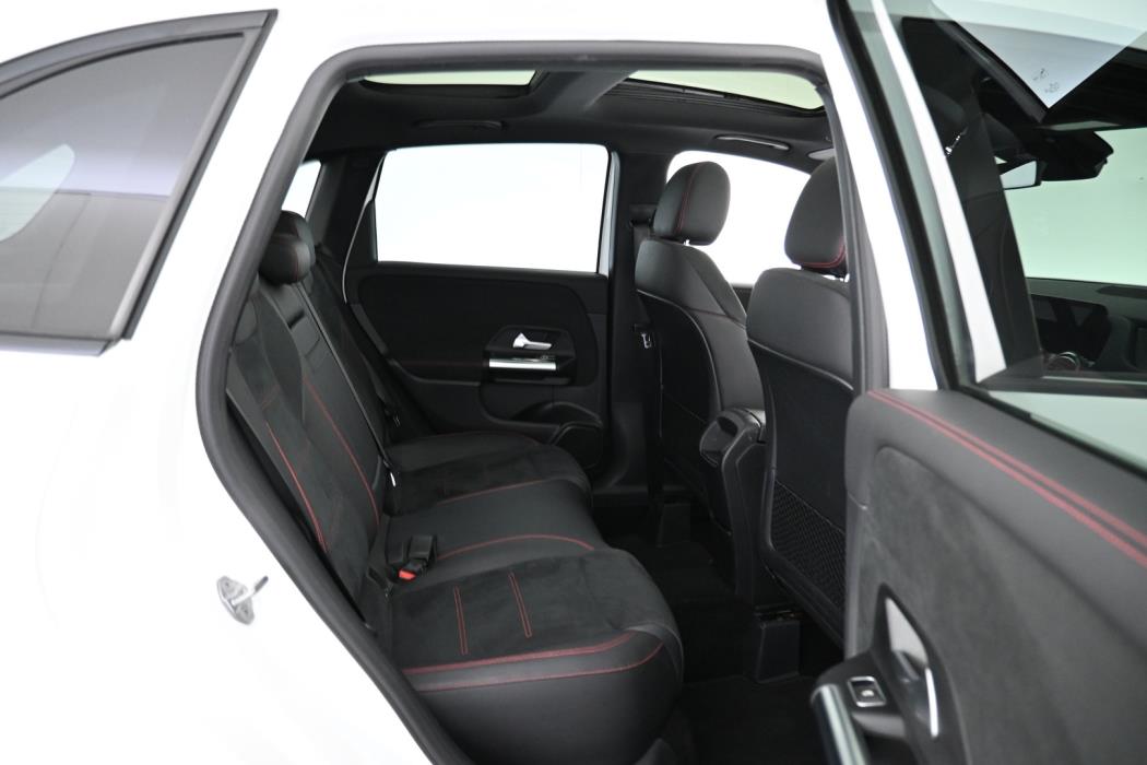 MERCEDES-BENZ B 2019