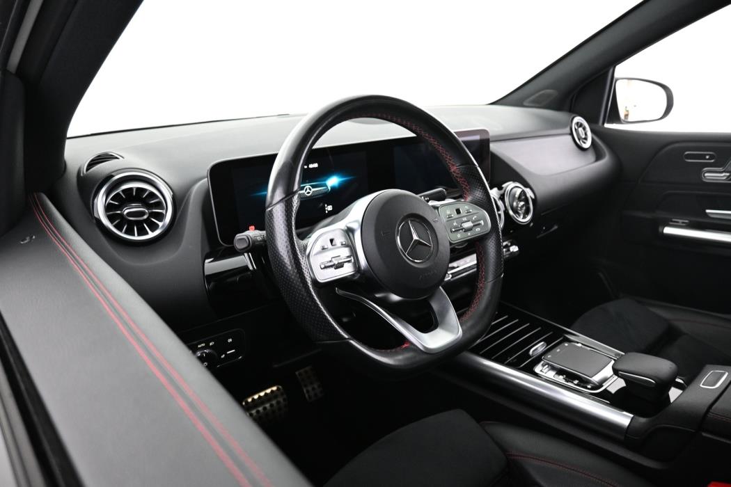 MERCEDES-BENZ B 2019