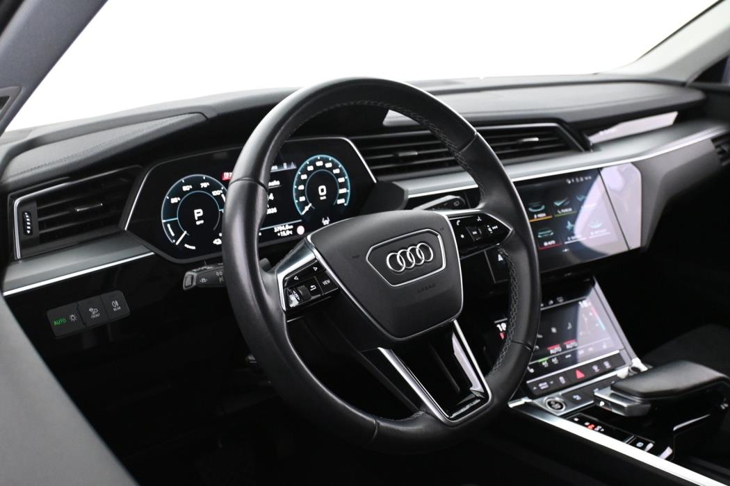 AUDI Q8 e-tron 2024