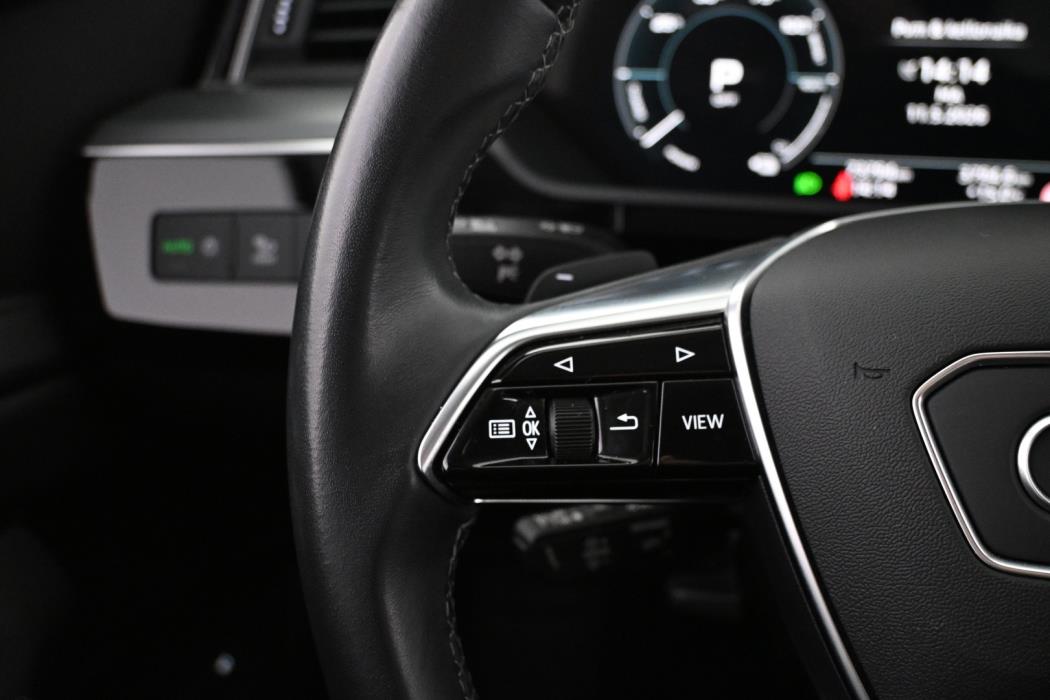 AUDI Q8 e-tron 2024
