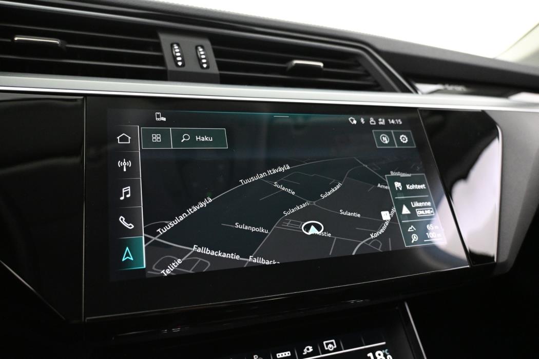 AUDI Q8 e-tron 2024