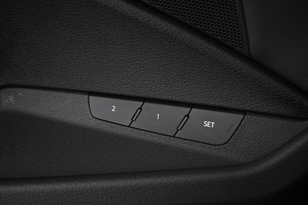 AUDI Q8 e-tron 2024