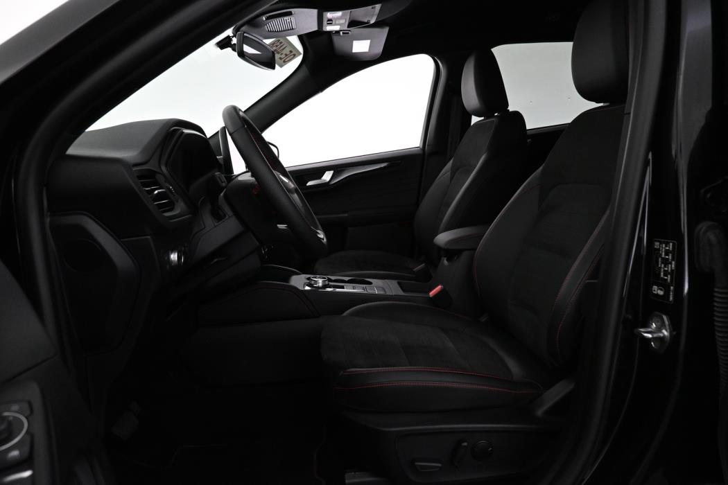 FORD Kuga 2023