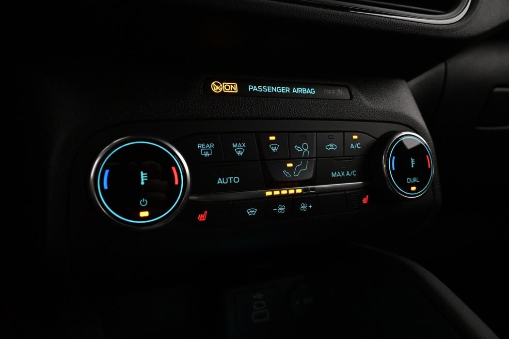 FORD Kuga 2023
