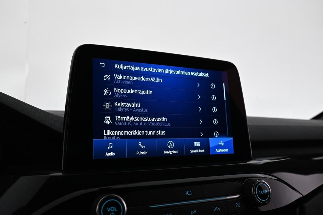 FORD Kuga 2023