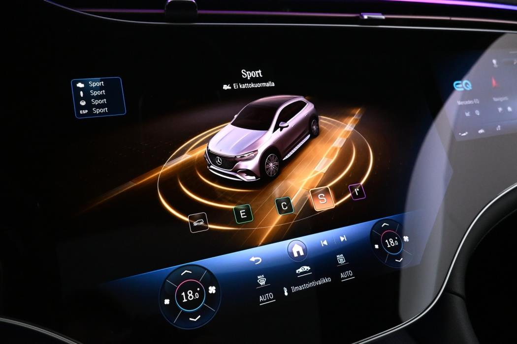 MERCEDES-BENZ EQE SUV 2023