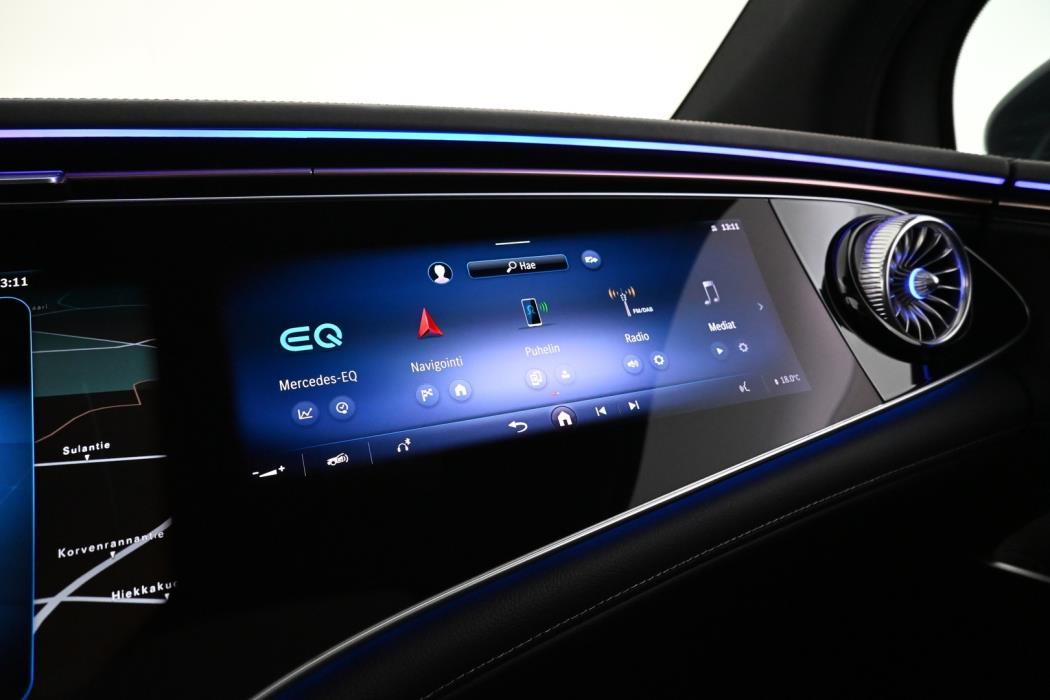 MERCEDES-BENZ EQE SUV 2023