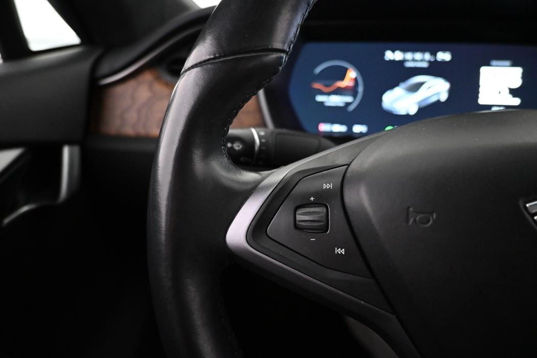 TESLA Model S 2020
