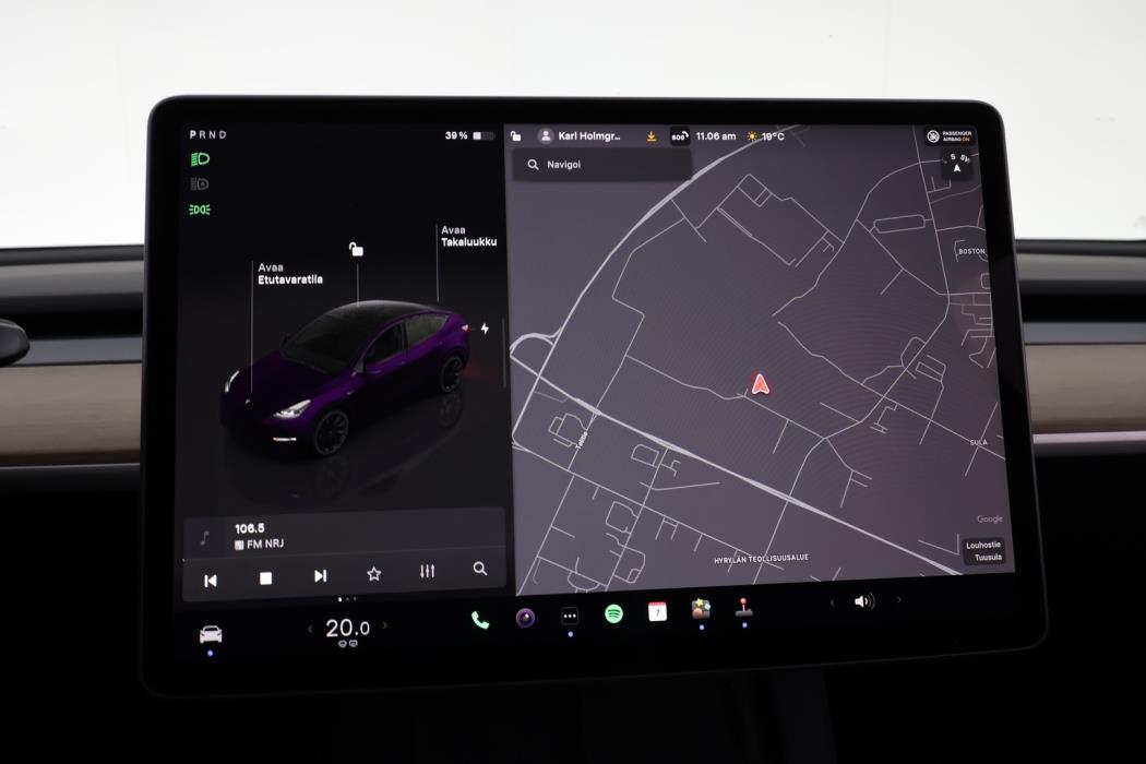 TESLA Model Y 2023