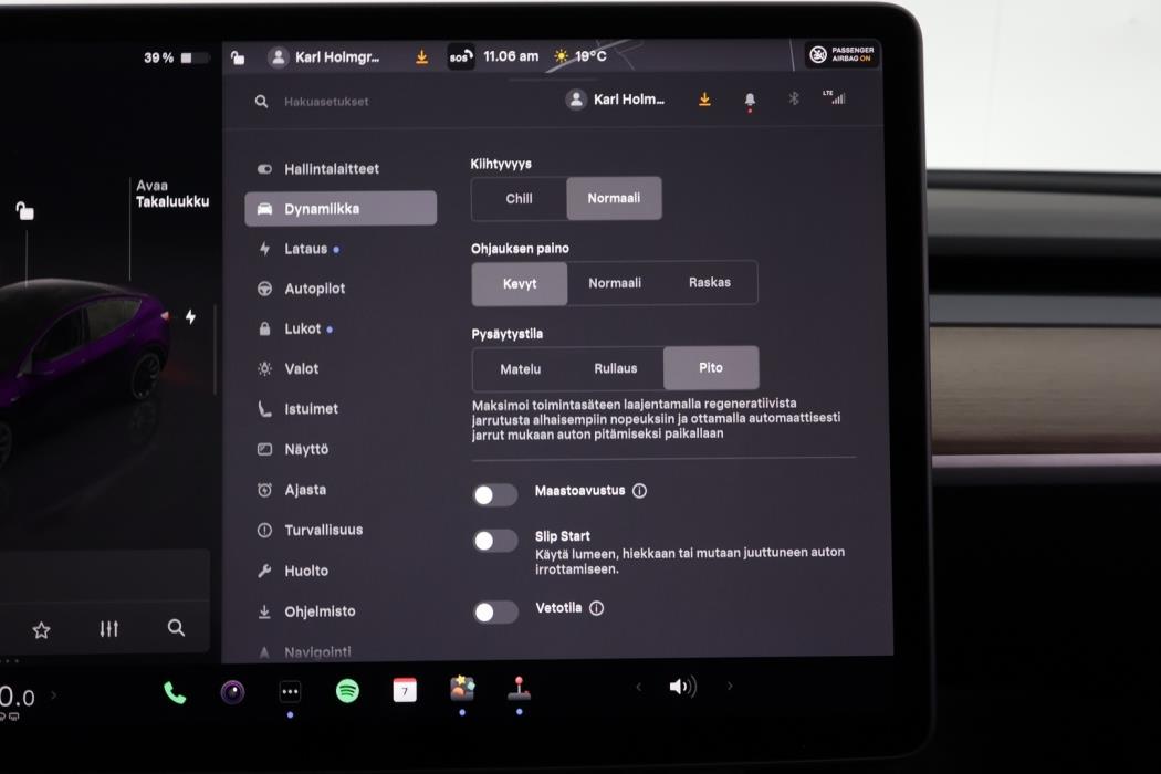 TESLA Model Y 2023