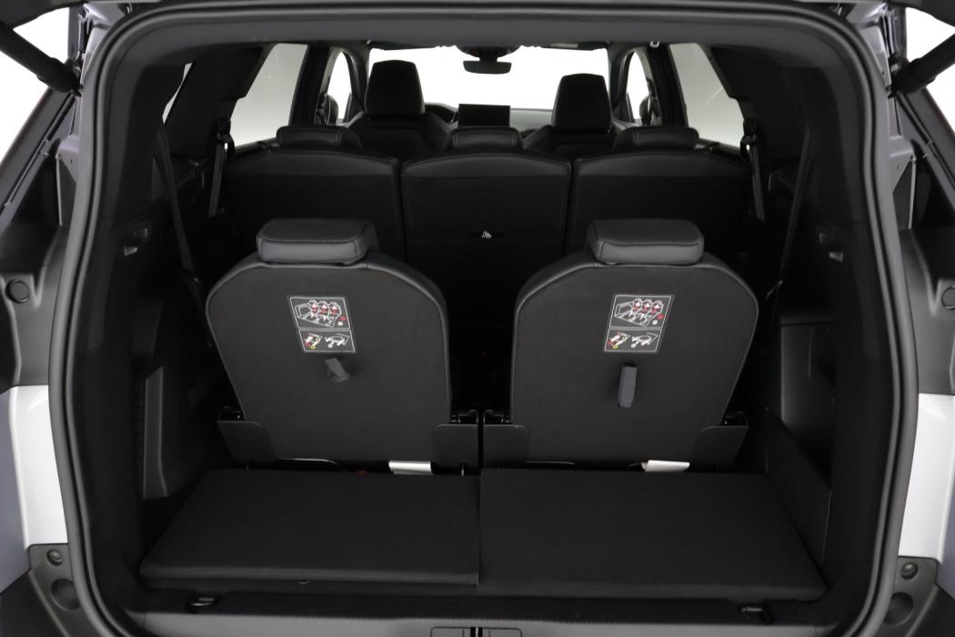 PEUGEOT 5008 2024