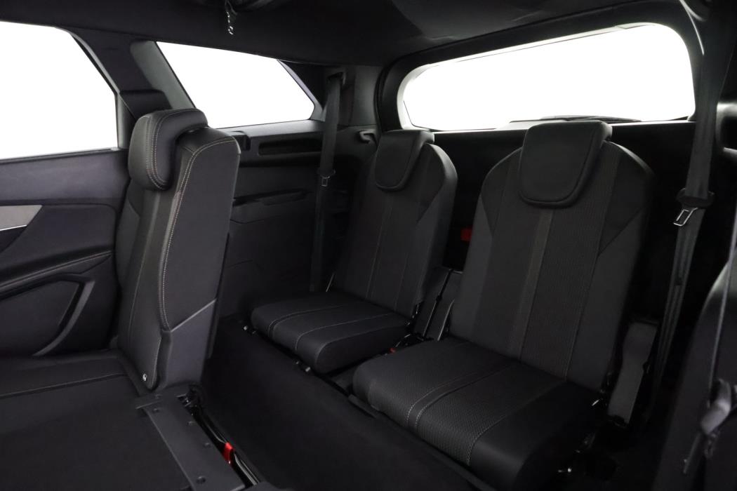 PEUGEOT 5008 2024